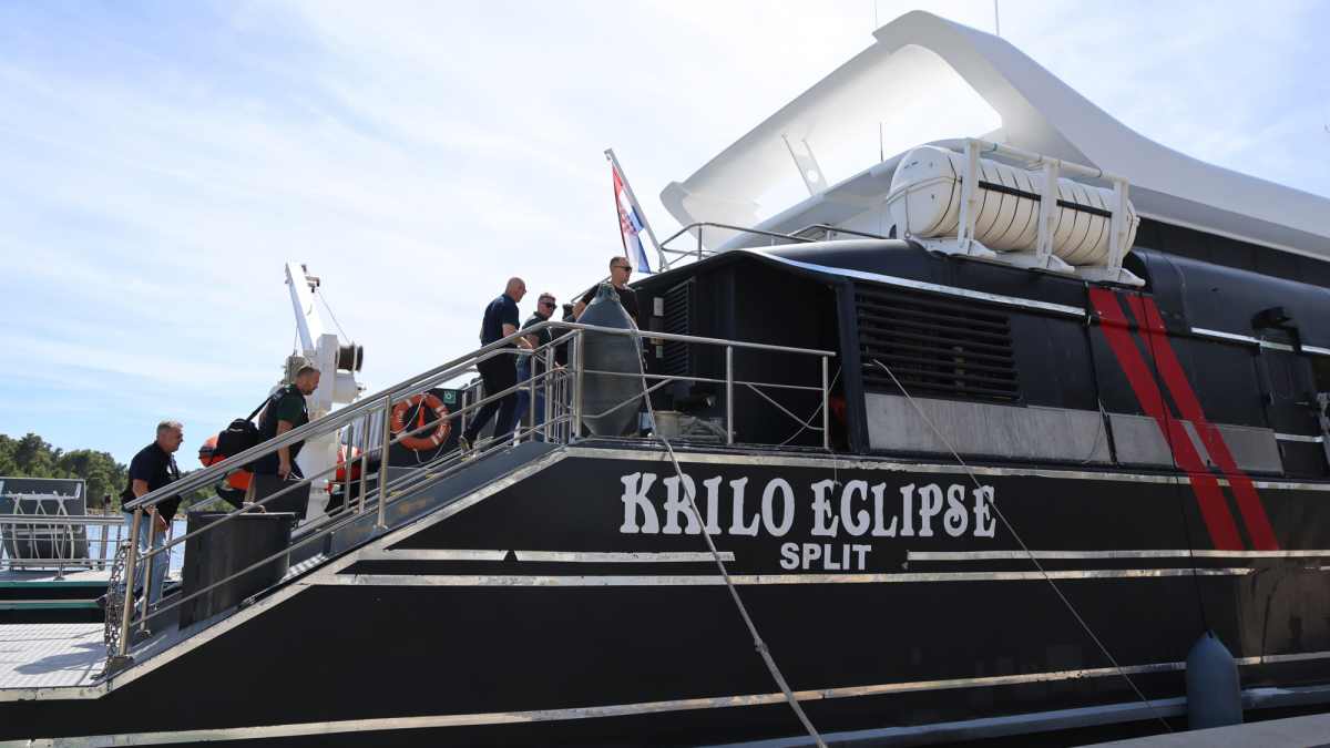 kroatien-erster-offizier-sitzt-nach-kollision-mit-segelyacht-in-u-haft