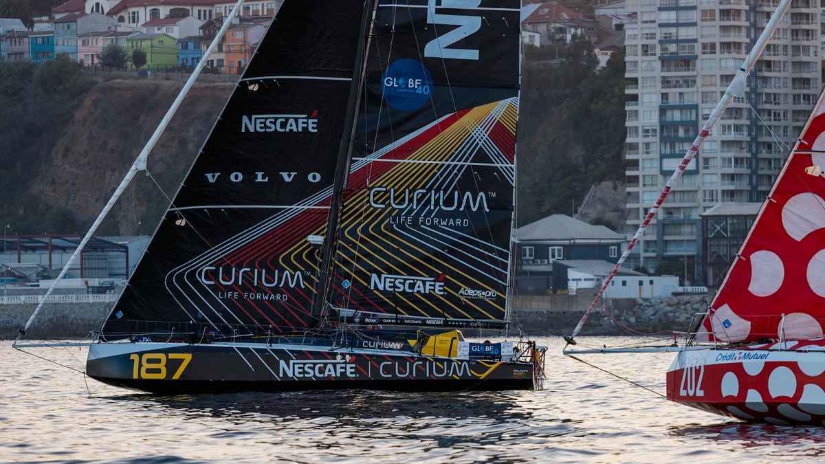 Globe40-Nach-fast-7000-Seemeilen-Fotofinish-vor-Valparaiso