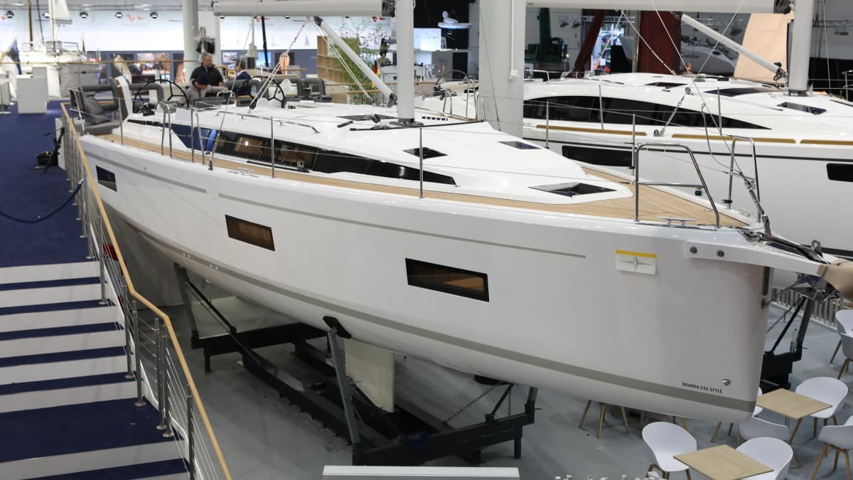 boot Düsseldorf: Neuheiten II: Bavaria C42 – die neue Hoffnungsträgerin