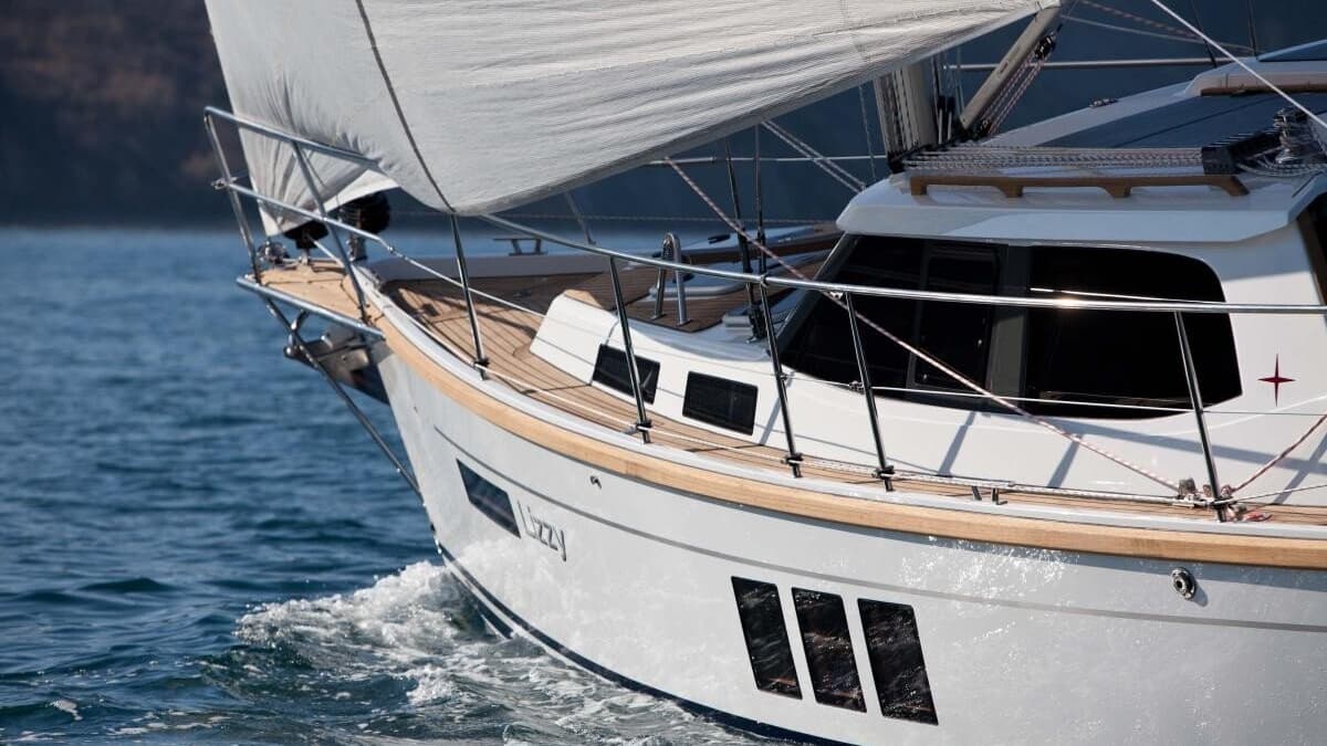 Sirius 310 DS: Schon gesegelt, die neue 31er aus Plön