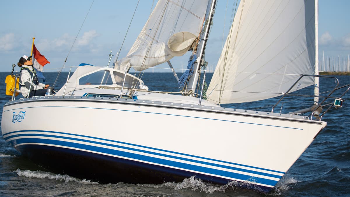 Gebrauchtbootkauf: Allrounder Winner 9.50 im Test | YACHT