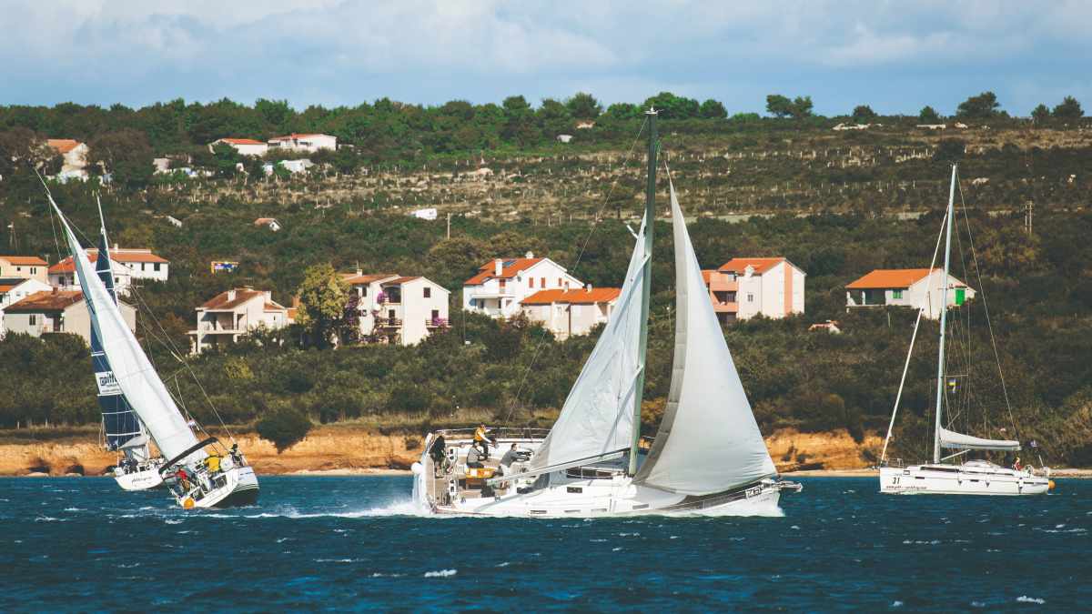 -Bora-Jugo-Nevera-Wann-Adria-Winde-in-Kroatien-gef-hrlich-werden