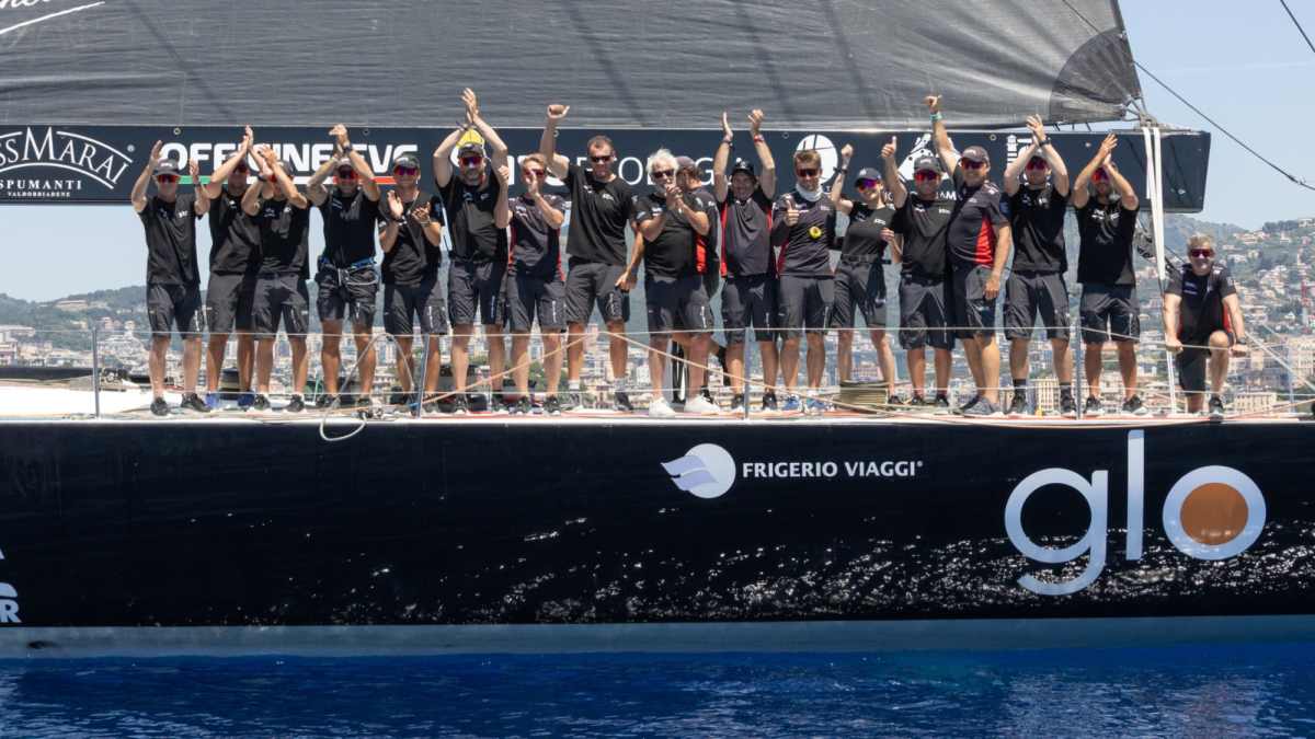 Loro-Piana-Giraglia-Arca-SGR-gewinnt-nach-Duell-mit-Magic-Carpet-e-