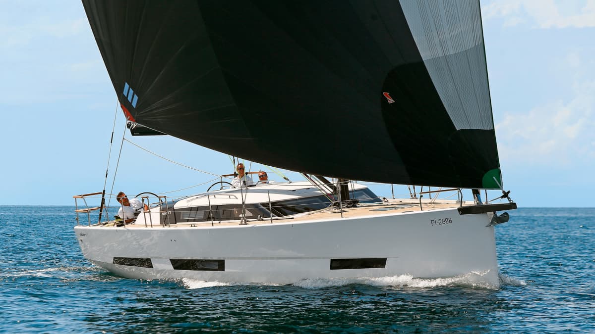 Elan GT6: Das Tourenschiff, das in keine Schublade passt