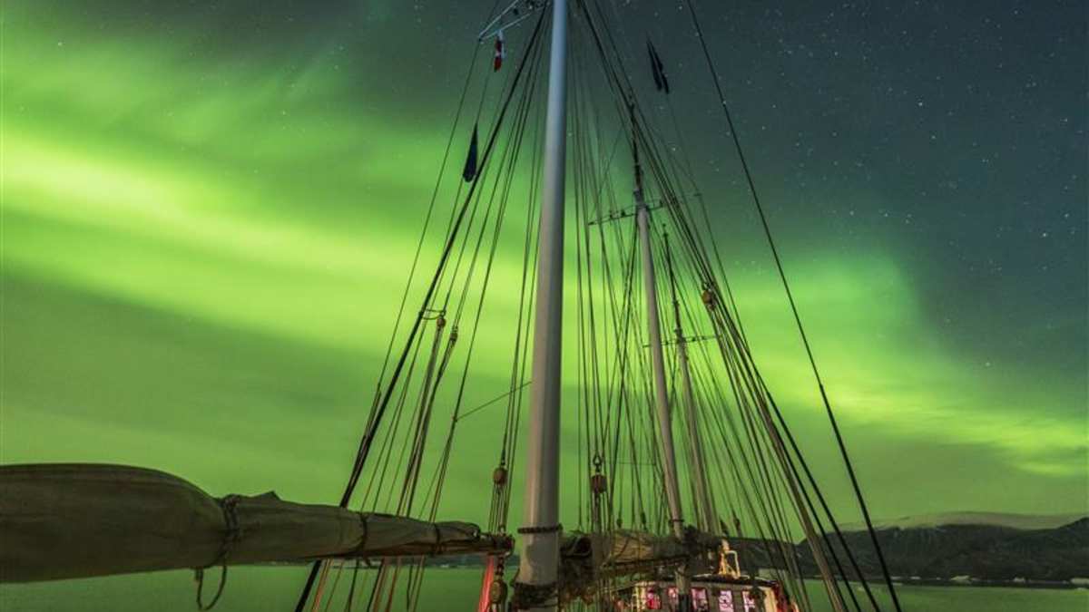 -Sonnensturm-Polarlichter-faszinierend-sch-n-aber-auch-gef-hrlich-