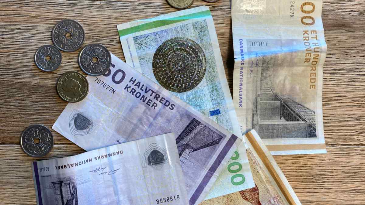 Cash: Danish kroner soon worthless | YACHT