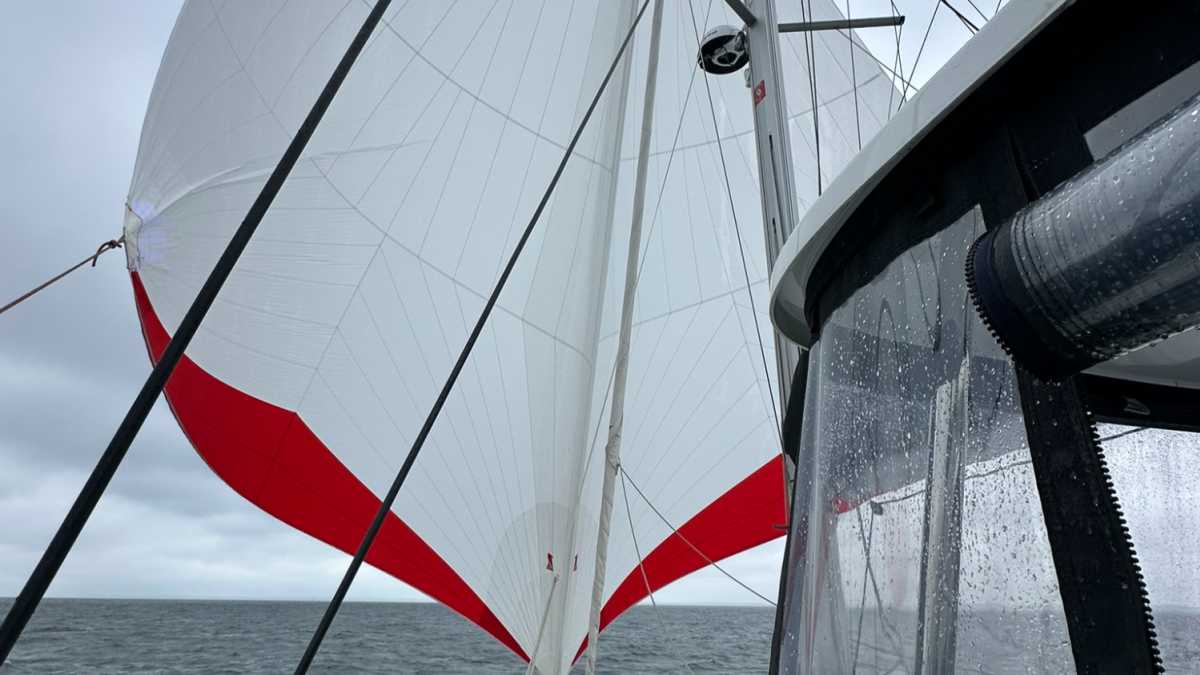 OneSails-Zwei-Gennaker-stehen-stabiler-als-ein-Spinnaker