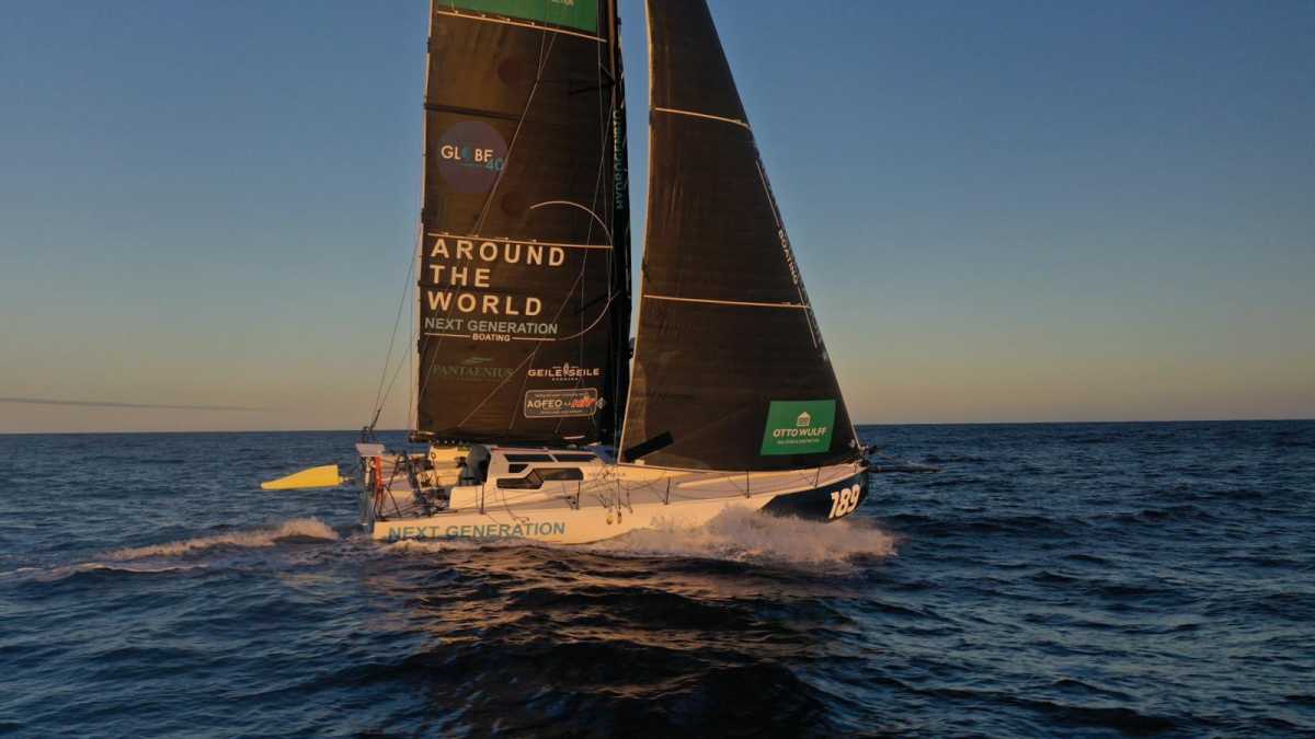 Globe40-Mast-repariert-Fink-Crew-auf-Comeback-Kurs-Kapstadt