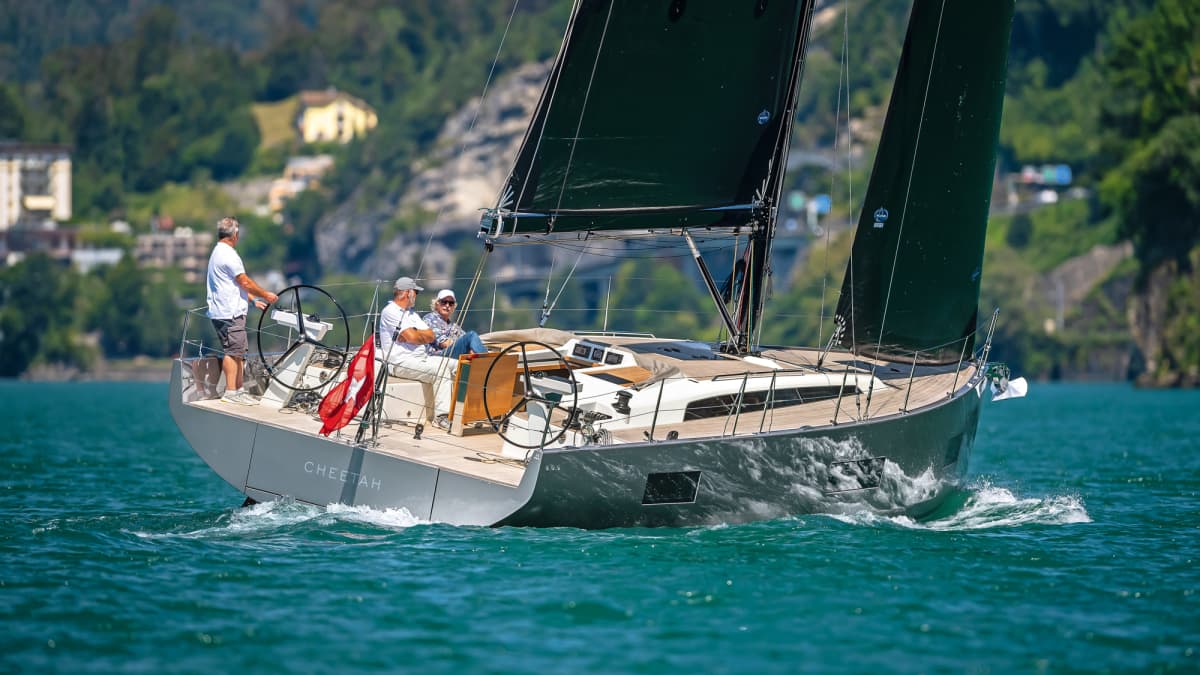 Solaris 40: Performance-Cruiser mit besonderer Optik