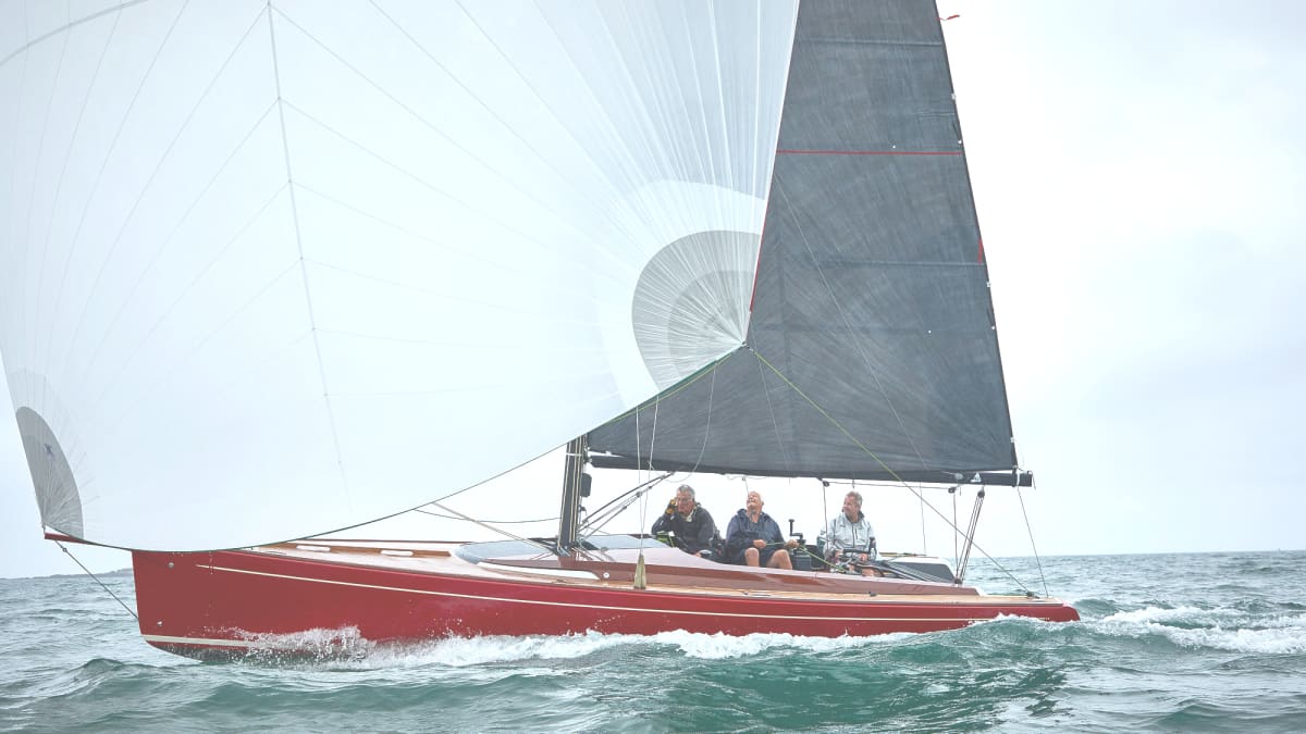 Tofinou 9.7 Hübscher Daysailer für Individualisten YACHT
