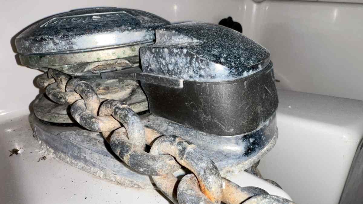 Workshop: How to service the anchor windlass - step-by-step ...
