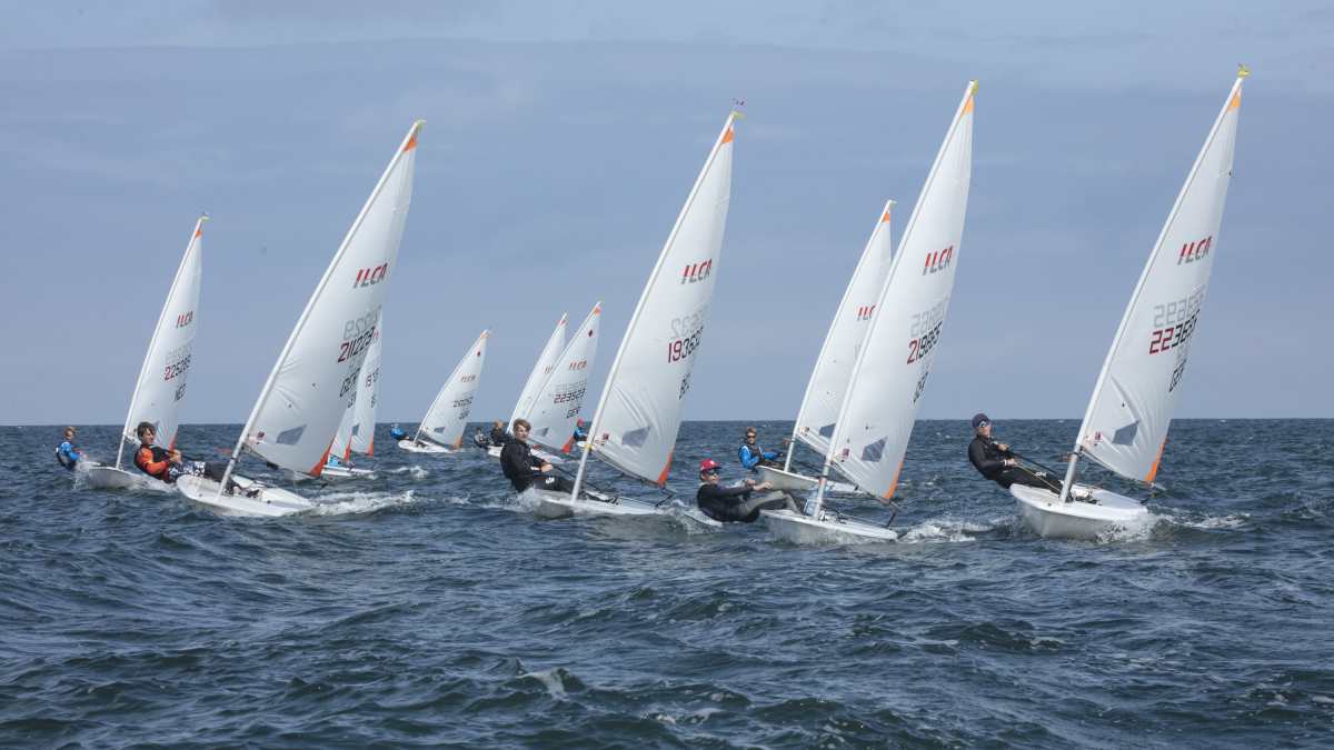 Segelfest-Startschuss-zur-88-Warnem-nder-Woche