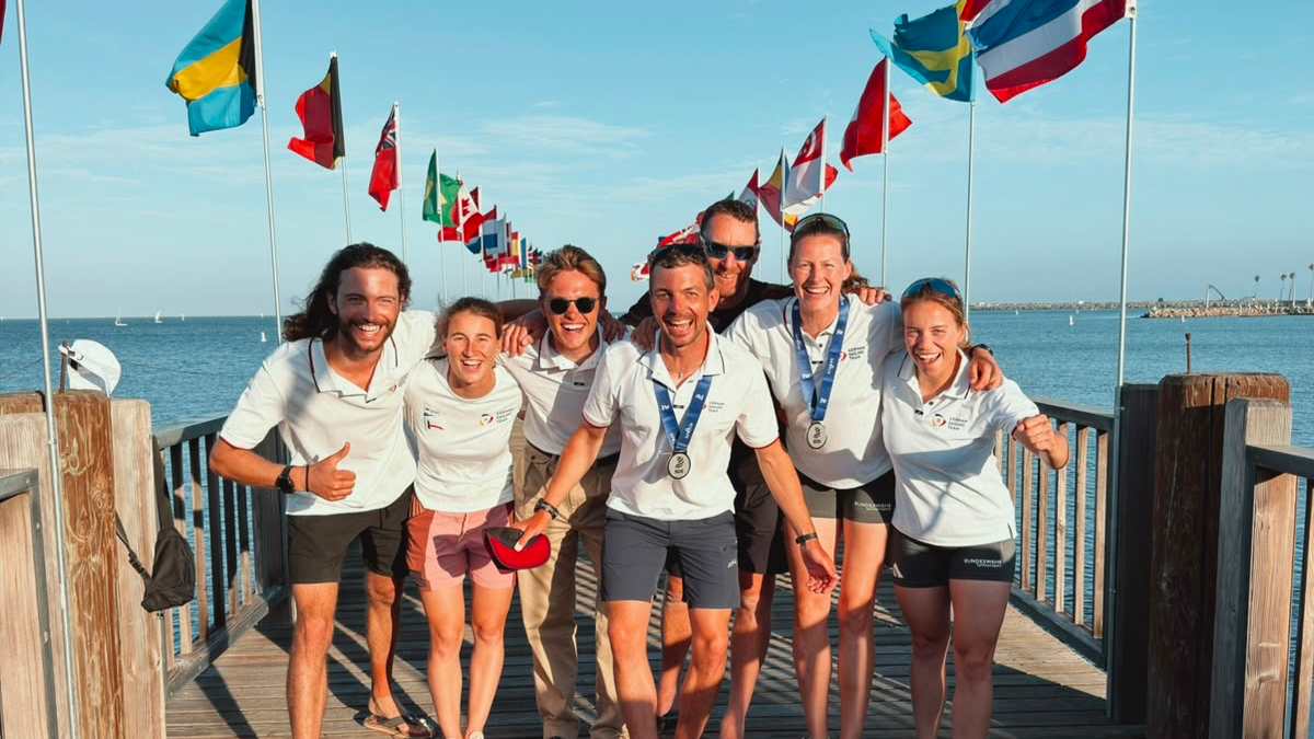Olympia-Silberstreifen-am-LA-Horizont-Medaille-beim-ersten-Olympiatest