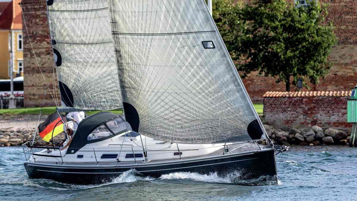 Hanse 370: Hanses Hammer mit Potenzial zum GFK-Klassiker im Gebrauchtboot-Test