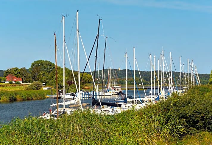 Rügen als Segelrevier: 14 Häfen und Ankerplätze für den Törn | YACHT