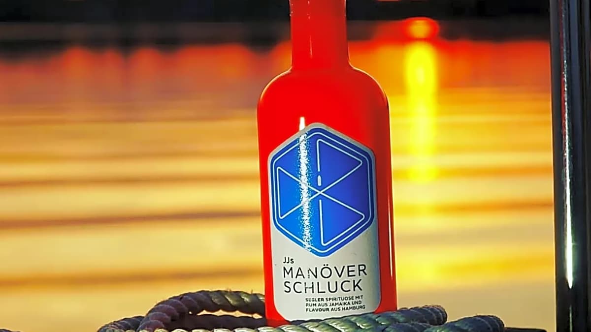 JJs Manöverschluck Rum von Seglern für Segler SURF