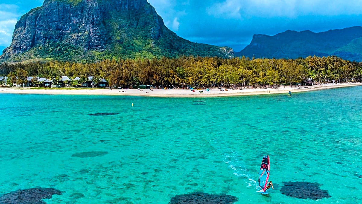 Spot Guide Mauritius Traumurlaub im WindsurfParadies SURF