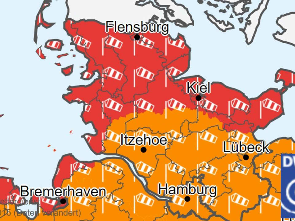 segelyacht gewitter