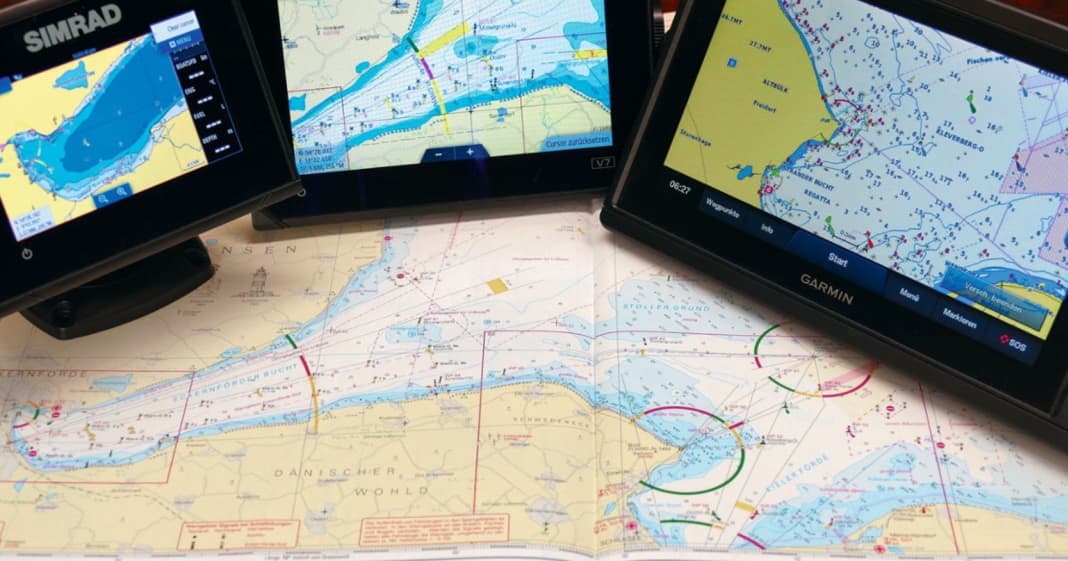 Accessories: Comparison test - Electronic nautical charts for the ...