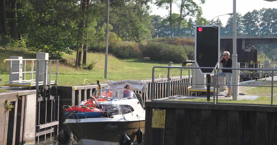 Mecklenburgische-Seenplatte-Sommerjob-Schleusenw-rter