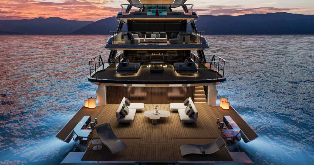 Extra X130 Triplex: Neue Alu-Yacht mit revolutionärem Mezzanin-Deck | BOOTE