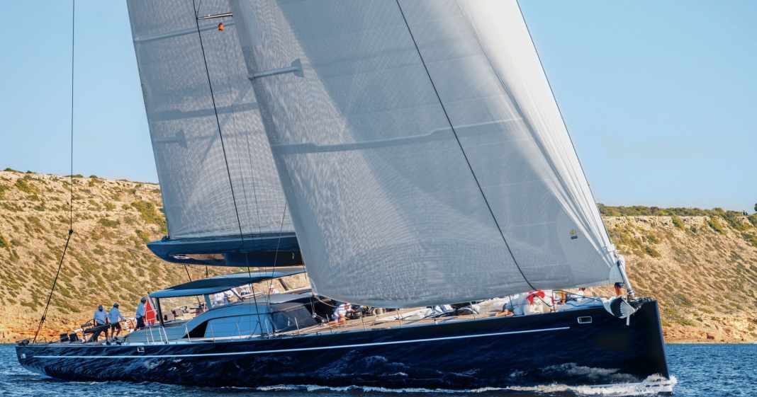 Superyachten-Nilaya-ein-gl-ckseliges-Heim-auf-47-Metern