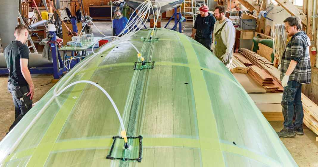 Holz-Infusion-Neue-Fertigungsmethode-innoviert-Holzbootsbau