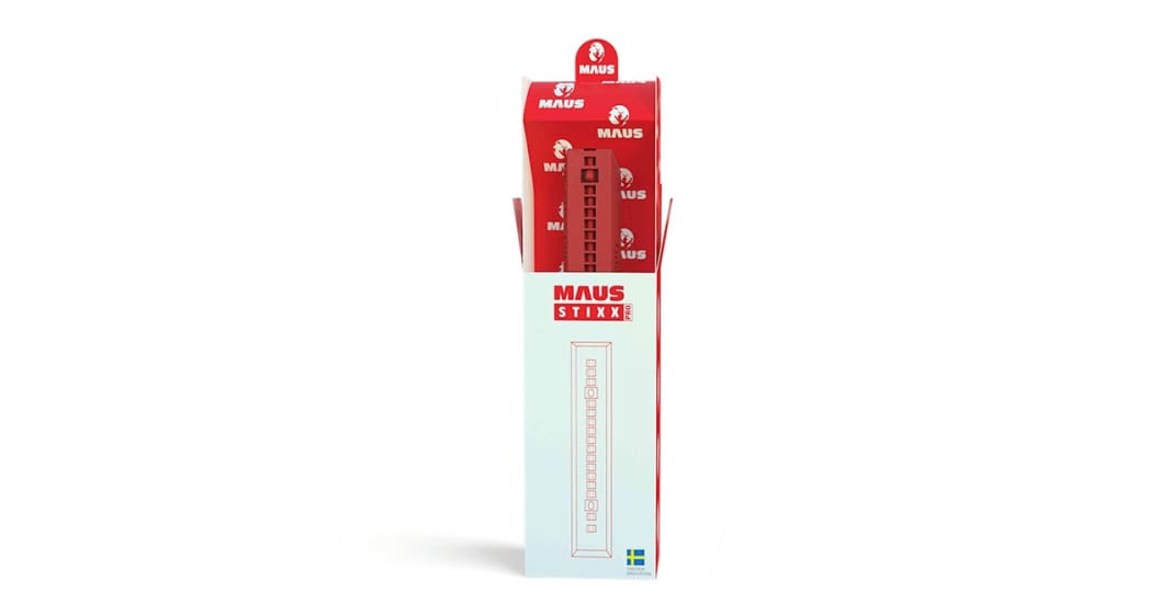 Feuer-an-Bord-Br-nde-l-schen-mit-Rauch