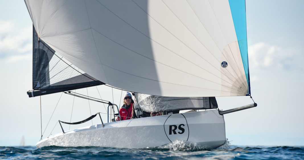 RS-21-Thronfolger-von-Sportboot-Bestseller-J-70-im-Test