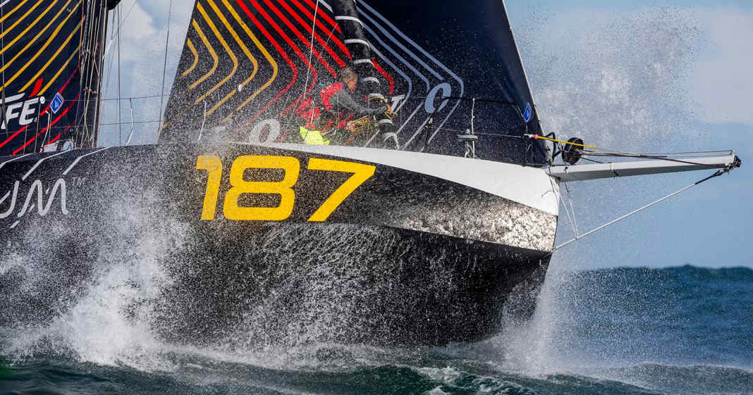 Globe40-Belgischer-24-Stunden-Rekord-Sturmritte-an-der-Eisgrenze