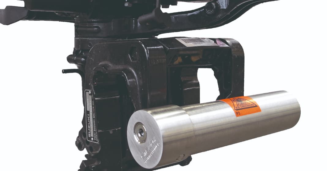 Theft protection: Locks for outboard motors put to the test | YACHT