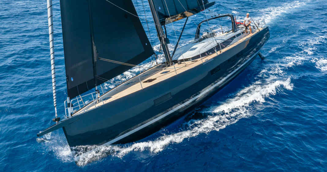 CNB-62-Die-neue-Kompakt-CNB-viel-Volumen-Schutz-und-Segelspa-
