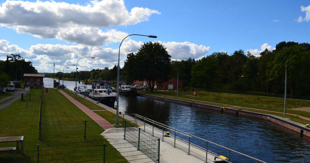 Schleswig-Holstein-Wartezeiten-auf-dem-Elbe-L-beck-Kanal