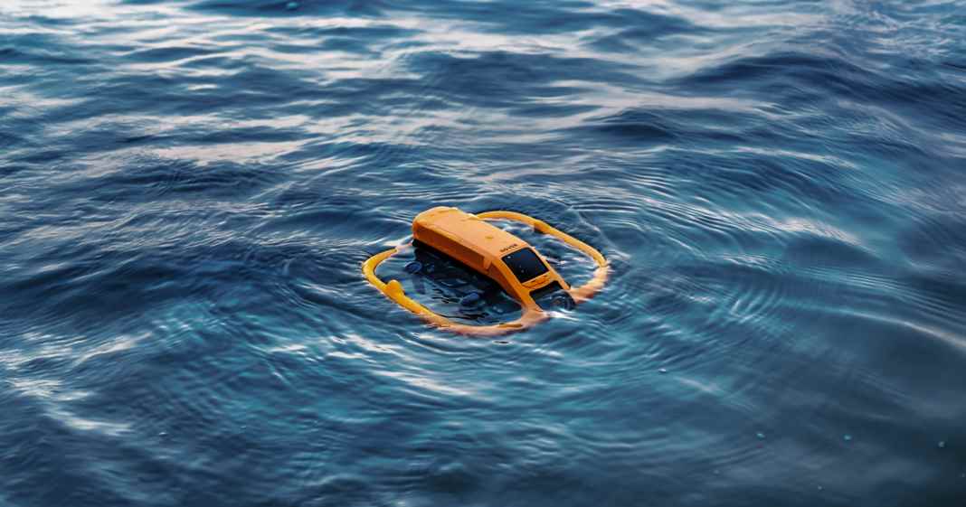 HoverAir-Aqua-Wasserdichte-Drohne-startet-aus-dem-Wasser