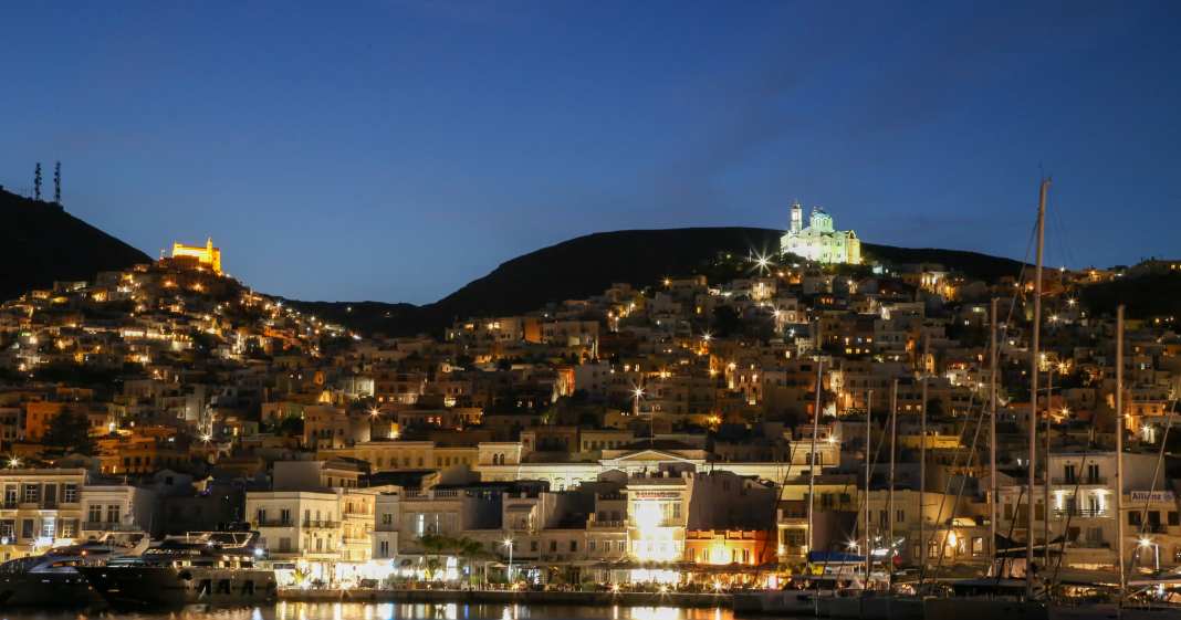 Griechenland-F-nf-perfekte-Inseln-Syros-ist-das-Herz-der-Kykladen
