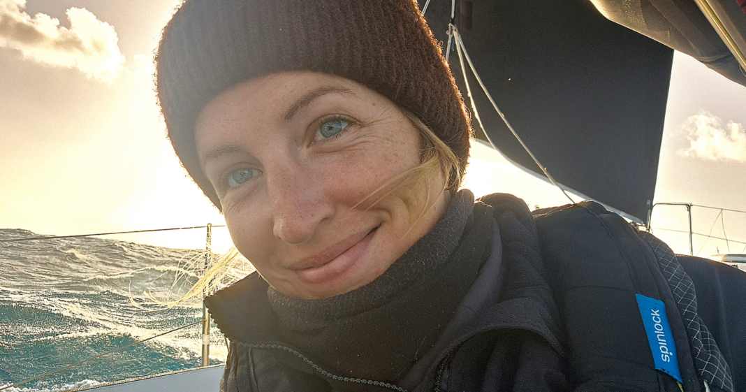 Globe40-Pl-tzlich-auf-der-anderen-Seite-der-Welt-