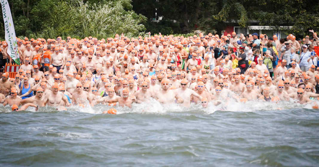 R-gen-Sundschwimmer-feiern-60-Jubil-um-Vorsicht-im-Fahrwasser-