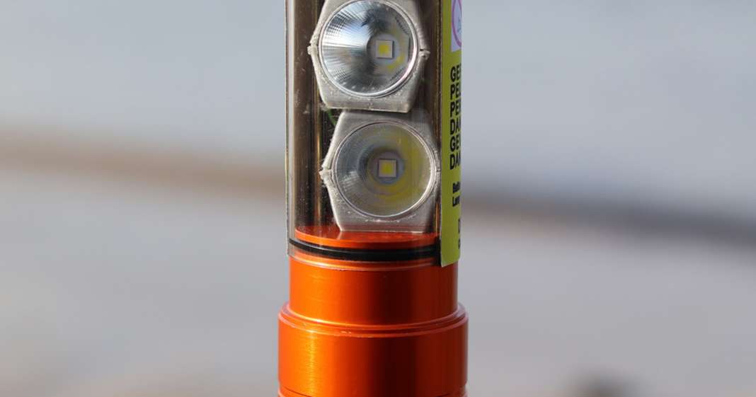 Alternative-zu-Pyrotechnik-Superhelle-LED-Handfackel