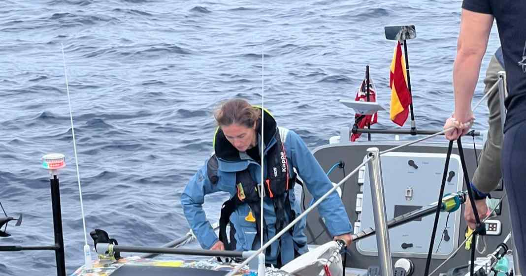 Seenot-im-Atlantik-Segelyacht-Crew-rettet-Ruderin-vor-Kap-Verden