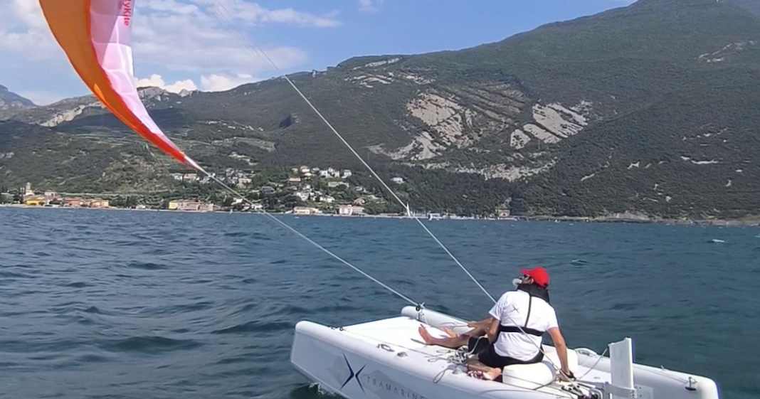 Beiboot-Innovativer-Aufblas-Katamaran-X-Fun