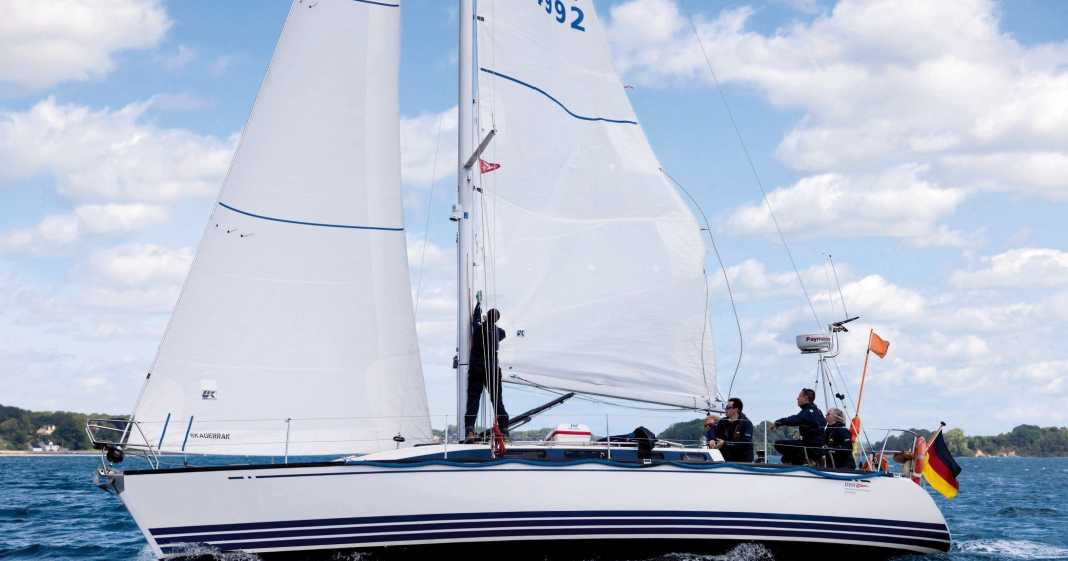 Segelpraxis-In-zehn-Schritten-zum-Reffman-ver-in-Rauschefahrt