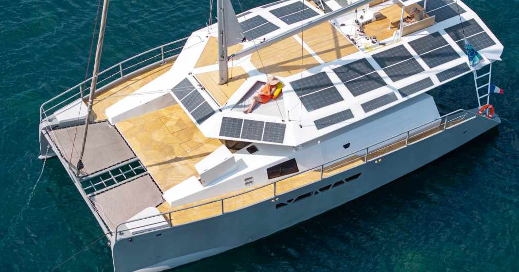 Besonderes-Boot-Der-Tortue-147-ist-eine-Designrevolution-auf-zwei-R-mpfen