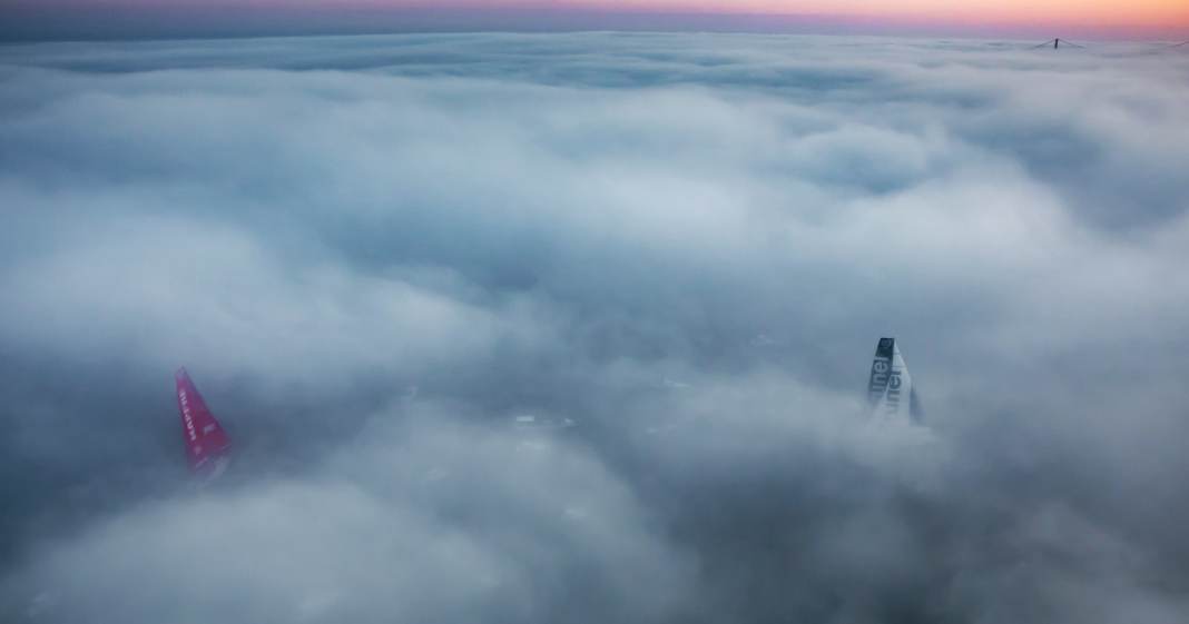 Segelwissen-Nebel-wie-die-Wolken-auf-dem-Wasser-entstehen