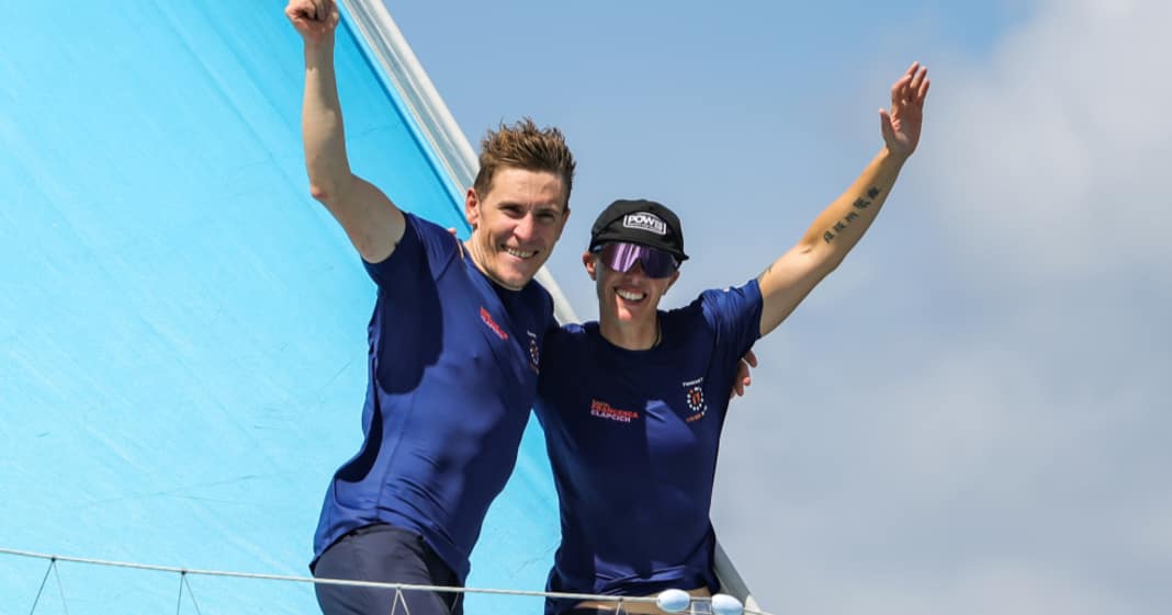 Transat-Caf-L-Or-Frankies-Ansage-Top-Start-in-Vend-e-Globe-Kampagne