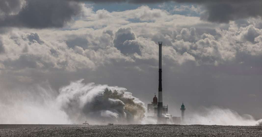Transat-Caf-L-Or-Sturmwelten-ein-Fr-hstart-und-Hochspannung-voraus