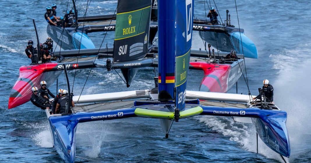 SailGP-Eine-au-ergew-hnliche-B-hne-Premiere-auf-dem-Genfersee