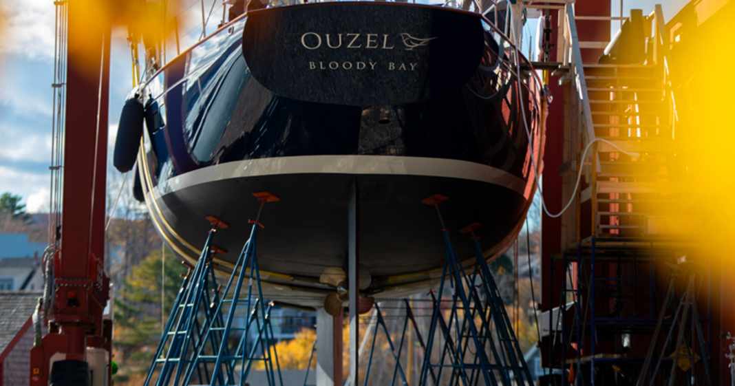 Holzyacht-aus-den-USA-Rockport-Marine-wassert-95-Fu-er-Ouzel-