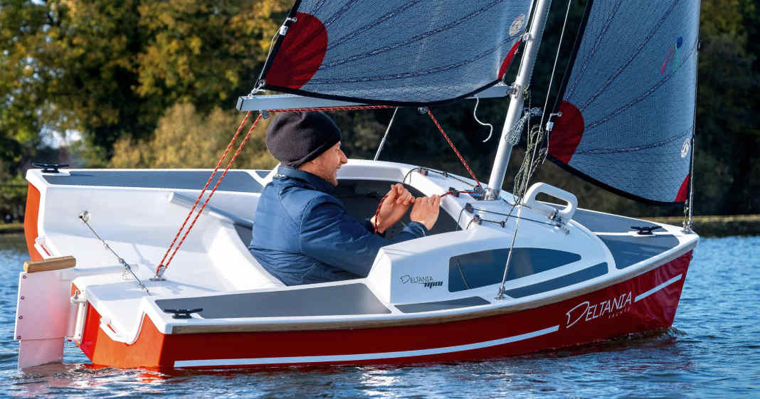 Deltania-Mini-Sensationell-Kleinste-Segelyacht-der-Welt-knapp-150-mal-gebaut