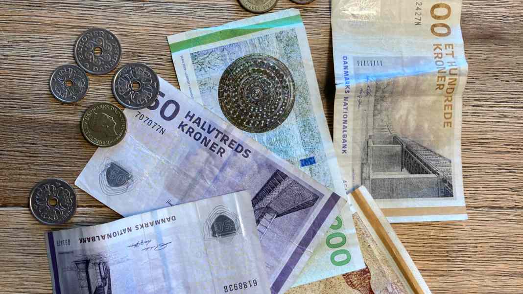 Cash: Danish kroner soon worthless | YACHT