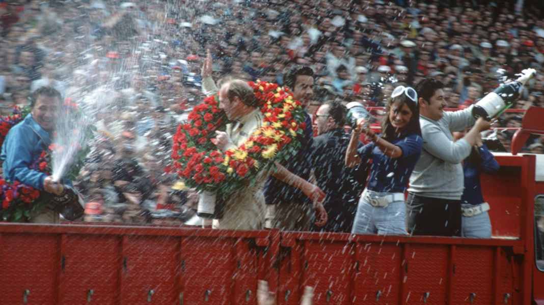 Vor 50 Jahren holte Porsche den ersten Le Mans-Gesamtsieg: Siegerfahrzeug im Porsche Museum